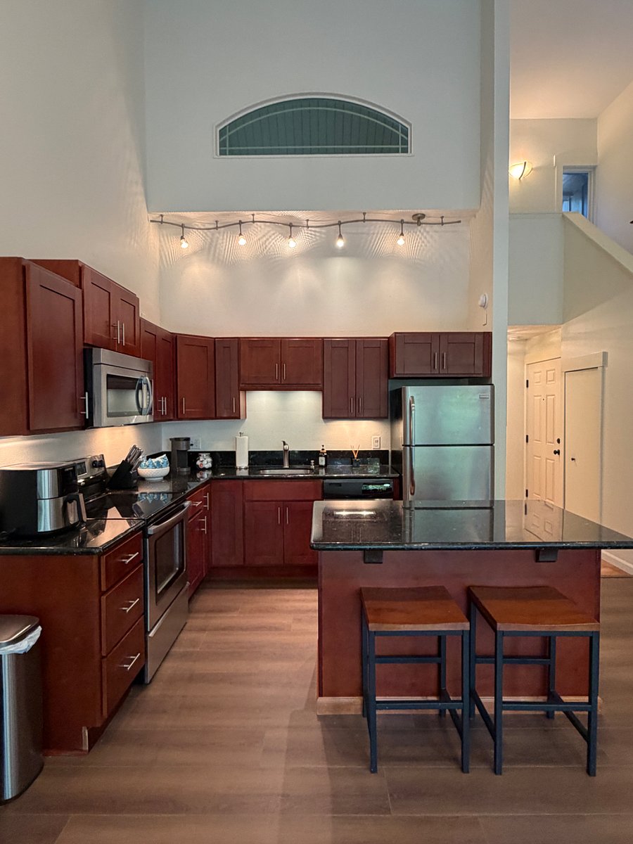 Furnished Finder property 1036862_1 photo 3