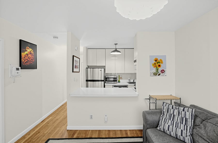 Furnished Finder property 1036866_1 photo 4