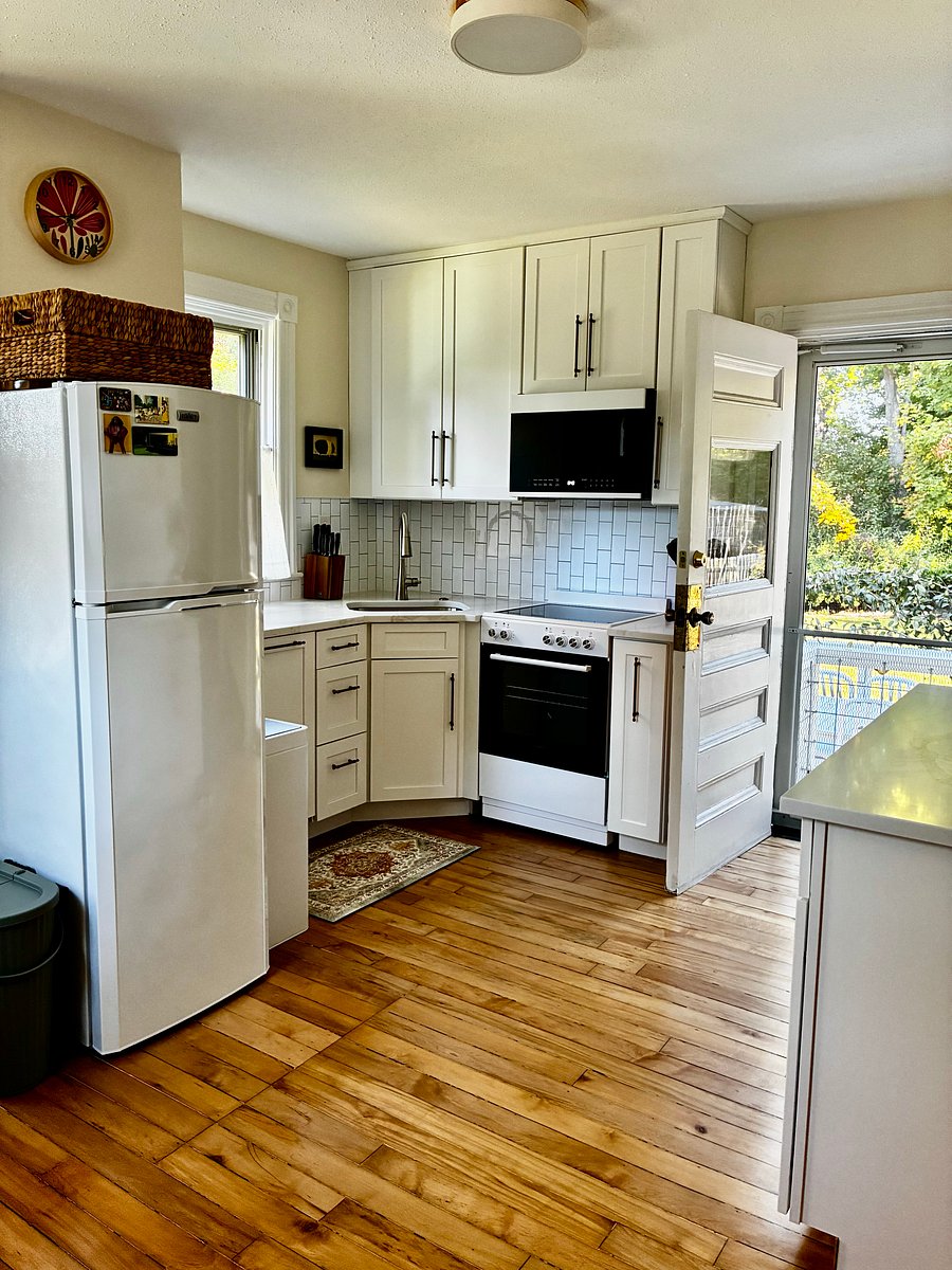 Furnished Finder property 1036867_1 photo 5