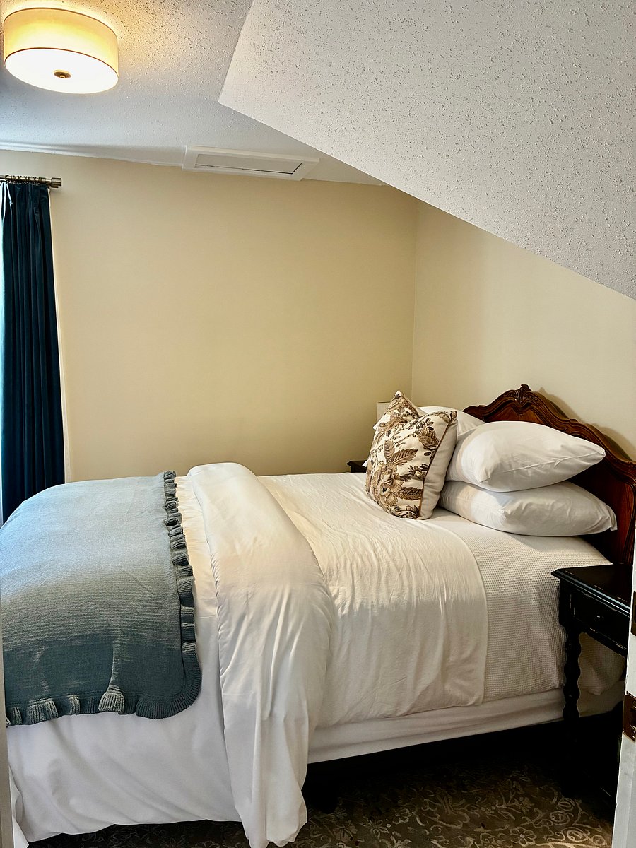 Furnished Finder property 1036867_1 photo 8