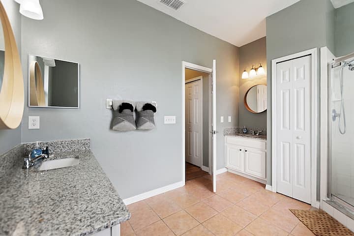Furnished Finder property 1036893_1 photo 12