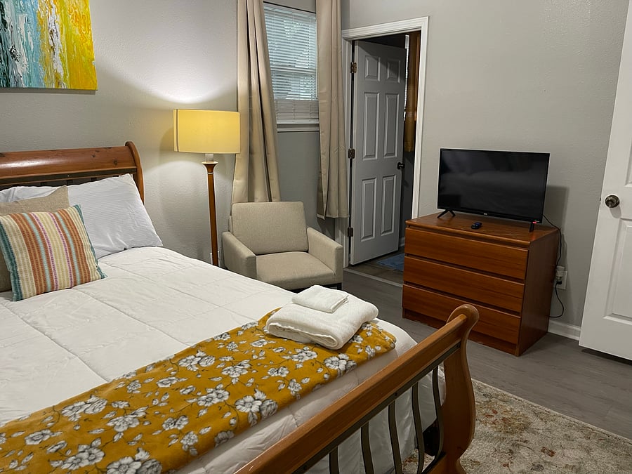 Furnished Finder property 1036896_1 photo 14