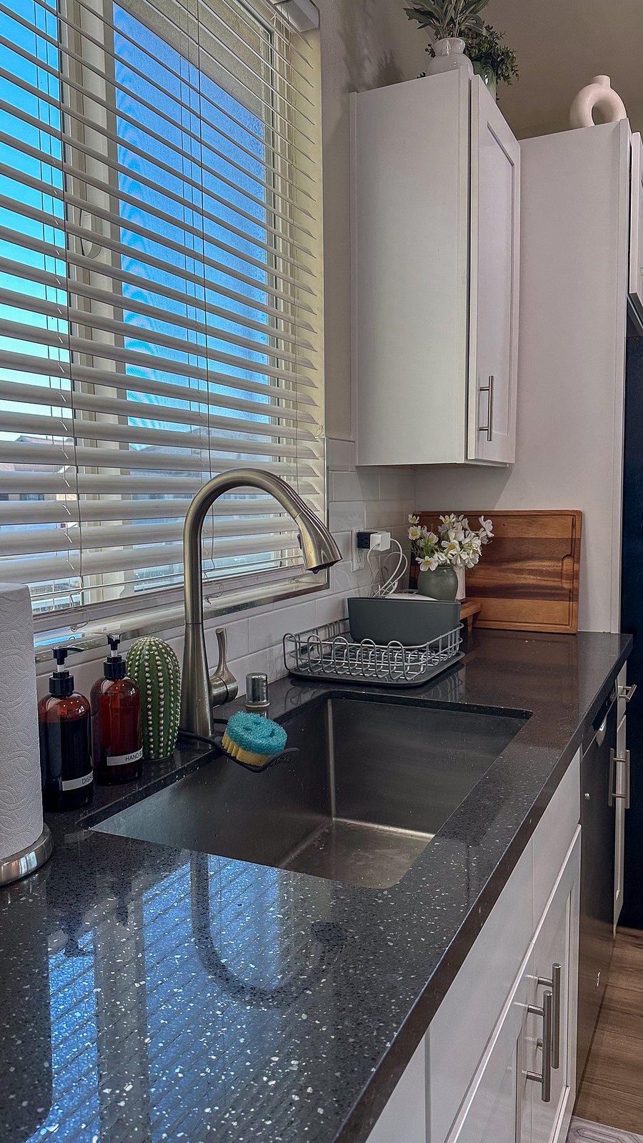 Furnished Finder property 1036909_1 photo 33