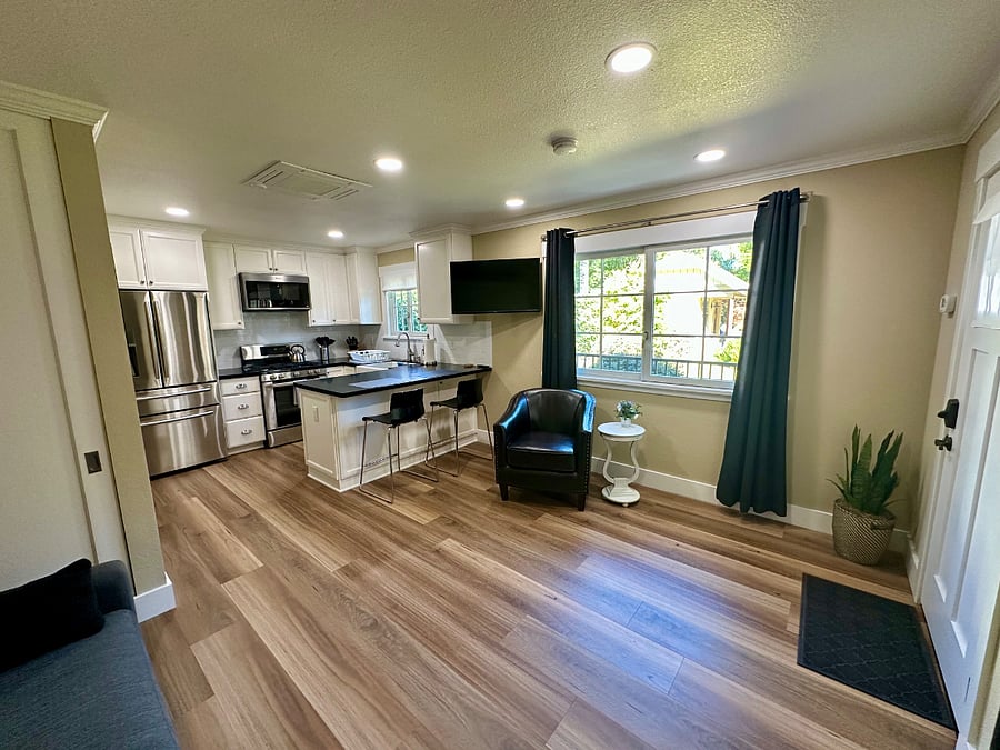 Furnished Finder property 1036921_1 photo 7