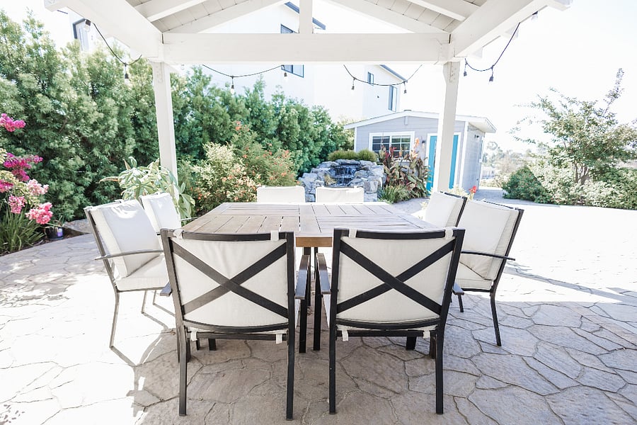 Garden and outdoor dining area
