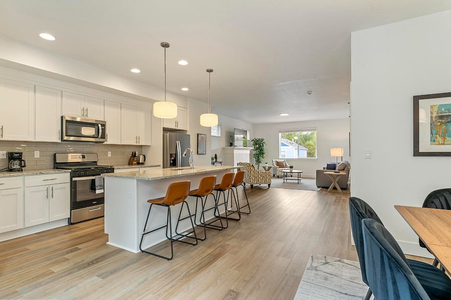 Furnished Finder property 1036939_1 photo 3