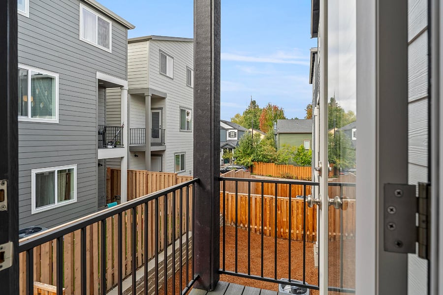 Furnished Finder property 1036939_1 photo 11