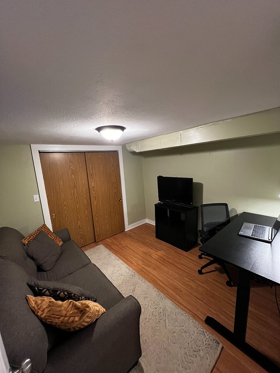 Second bedroom view from entry