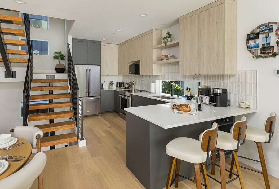 Breakfast bar