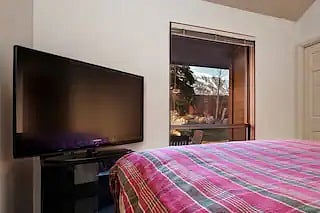 Furnished Finder property 1036978_1 photo 3