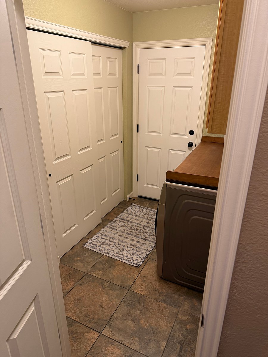 Furnished Finder property 1036986_1 photo 21