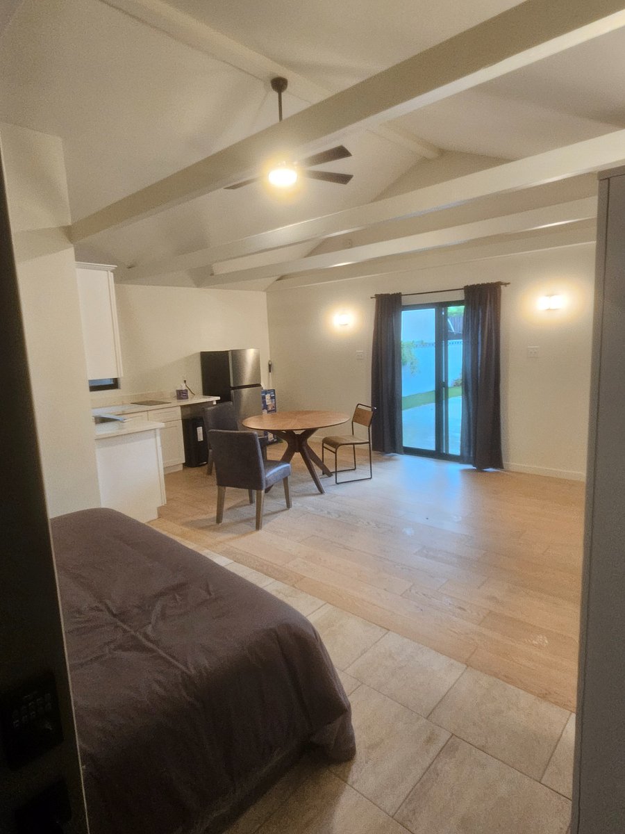 Furnished Finder property 1036988_1 photo 14
