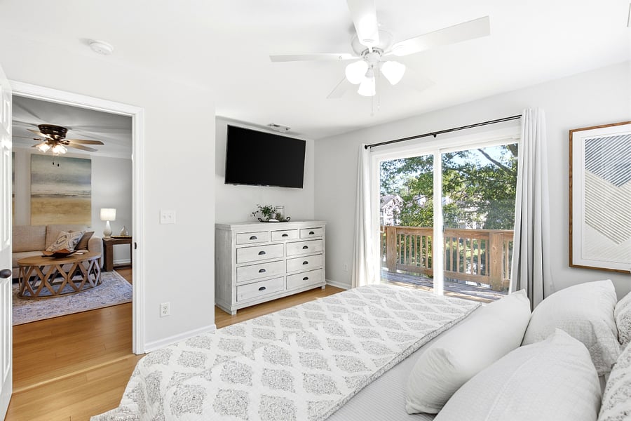 Master Bedroom with King Size Bed