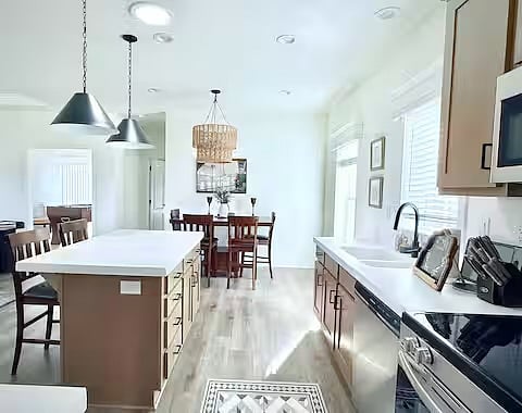 Furnished Finder property 1037001_1 photo 3