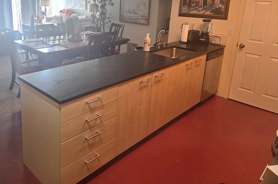 Kitchen Peninsula