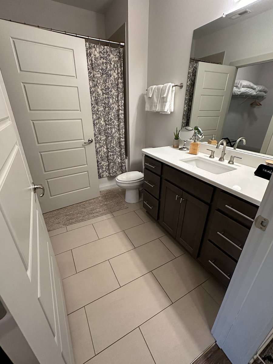 Furnished Finder property 1037044_1 photo 14