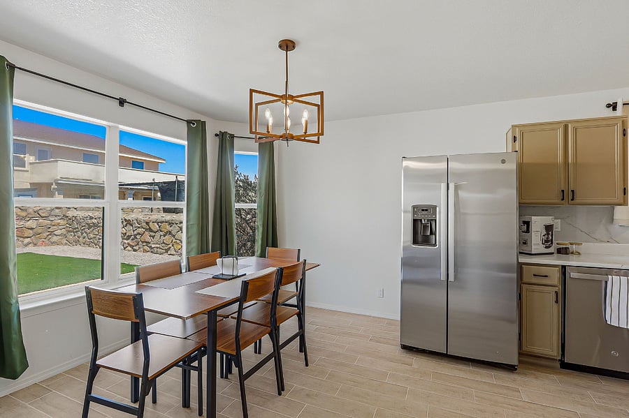 Furnished Finder property 1037058_1 photo 5