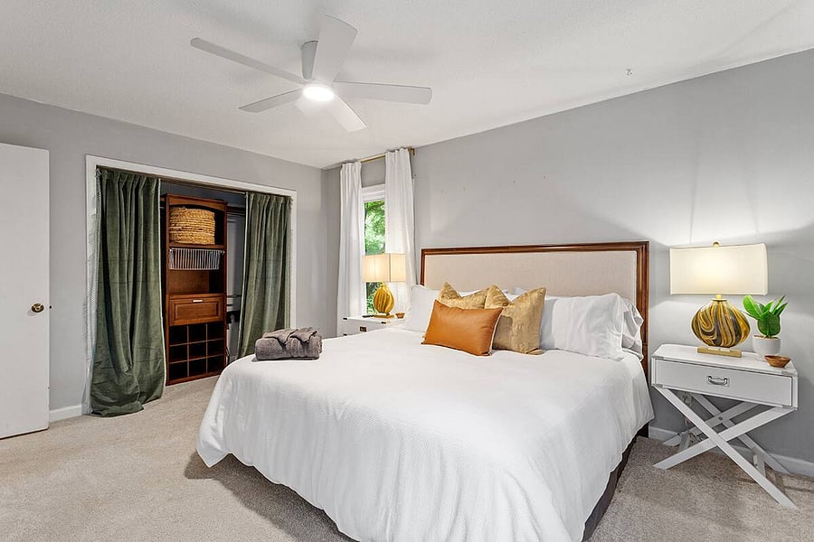 Furnished Finder property 1037082_1 photo 2