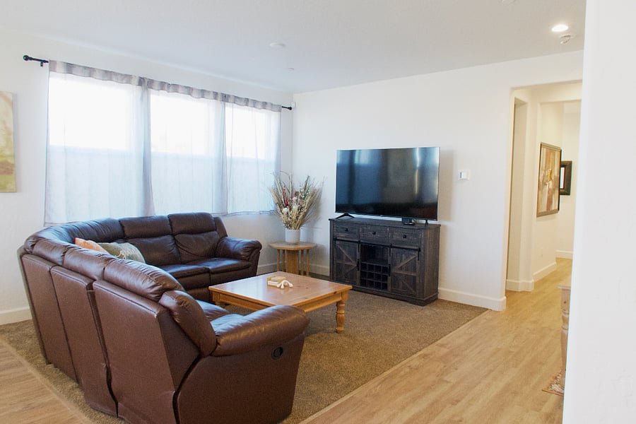 Furnished Finder property 1037086_1 photo 3