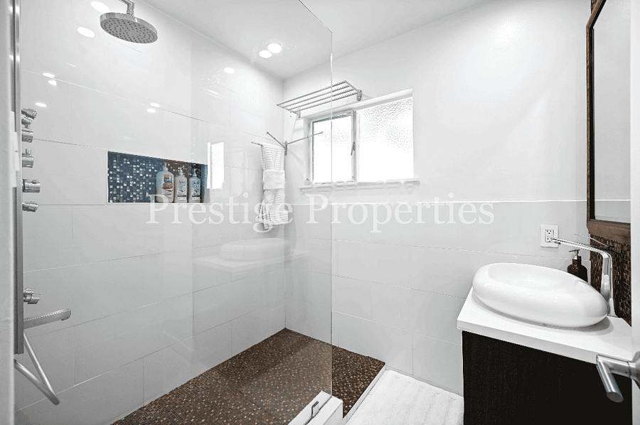 Furnished Finder property 1037087_1 photo 23