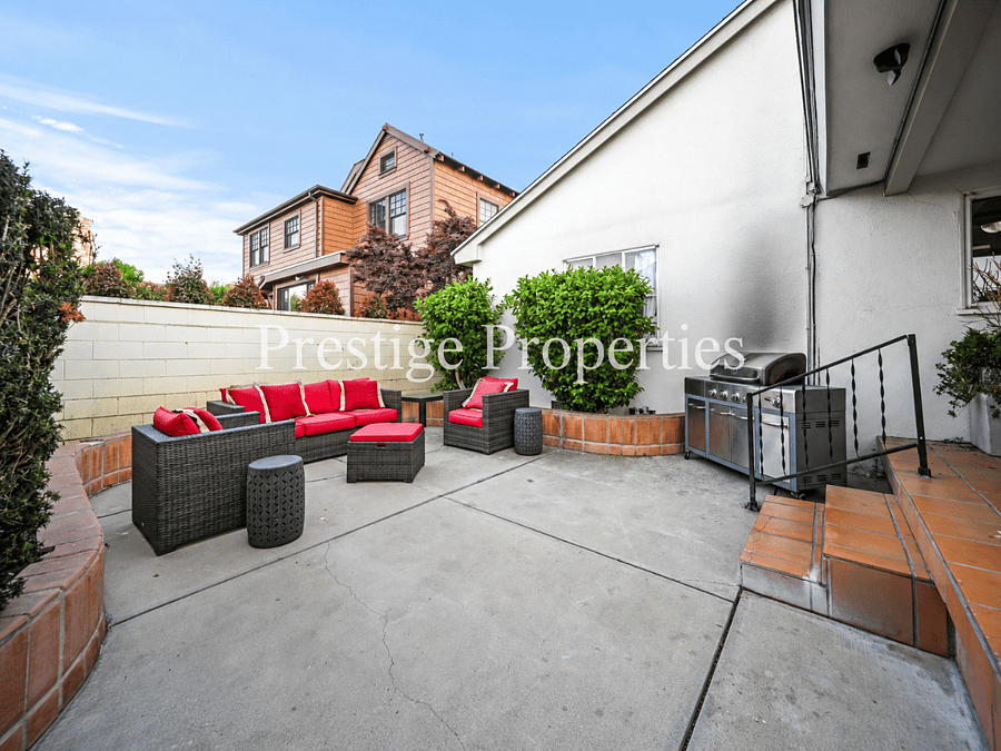 Furnished Finder property 1037087_1 photo 41
