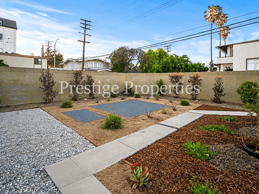 Furnished Finder property 1037087_1 photo 46