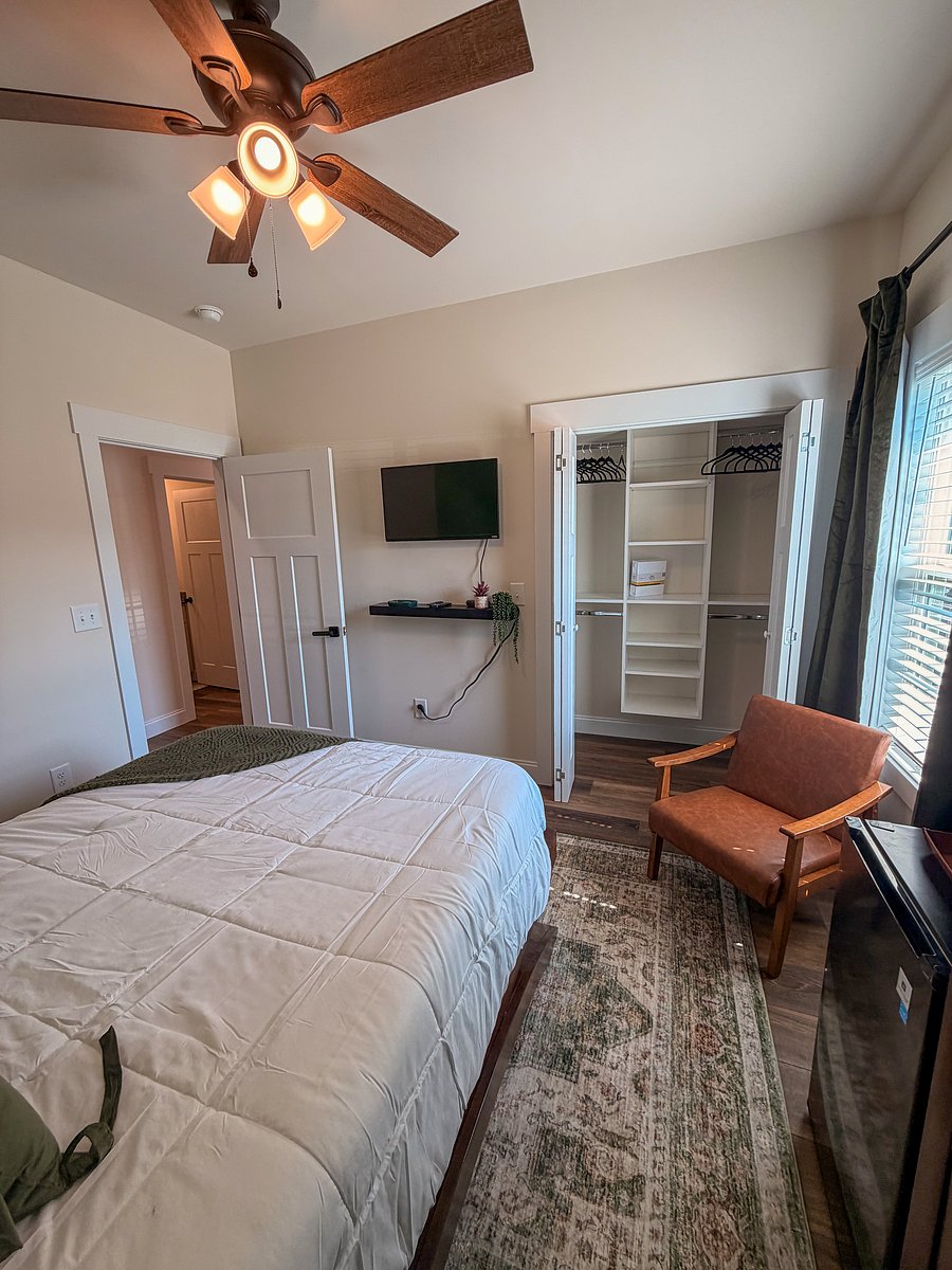 Furnished Finder property 1037116_2 photo 6