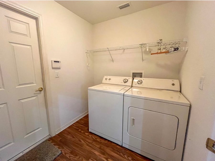 Furnished Finder property 1037120_1 photo 5