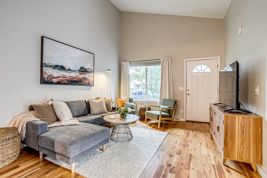 Furnished Finder property 1037133_1 photo 3