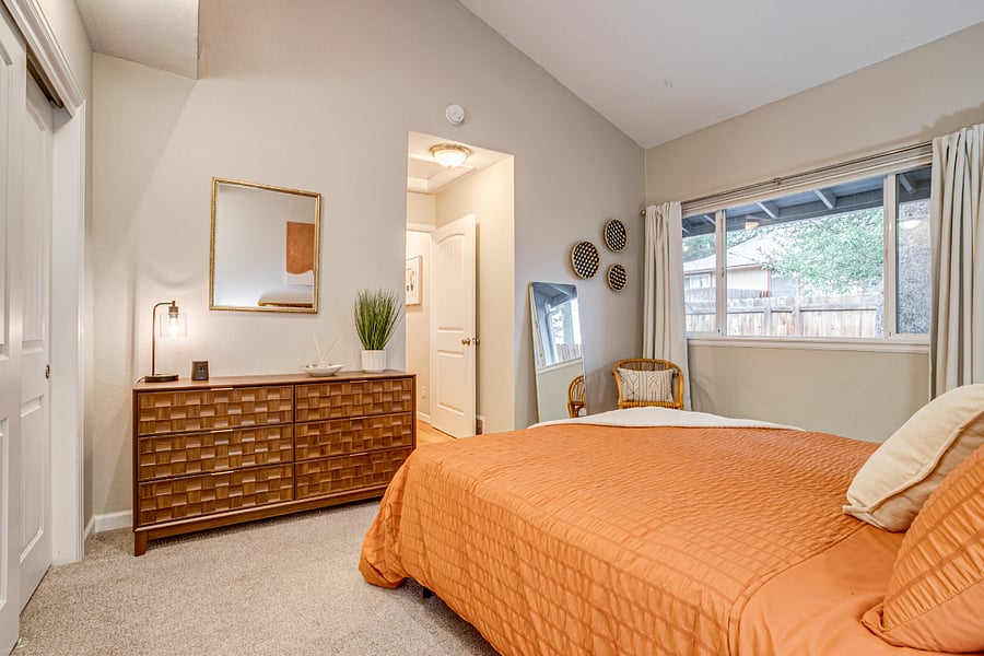 Furnished Finder property 1037133_1 photo 8