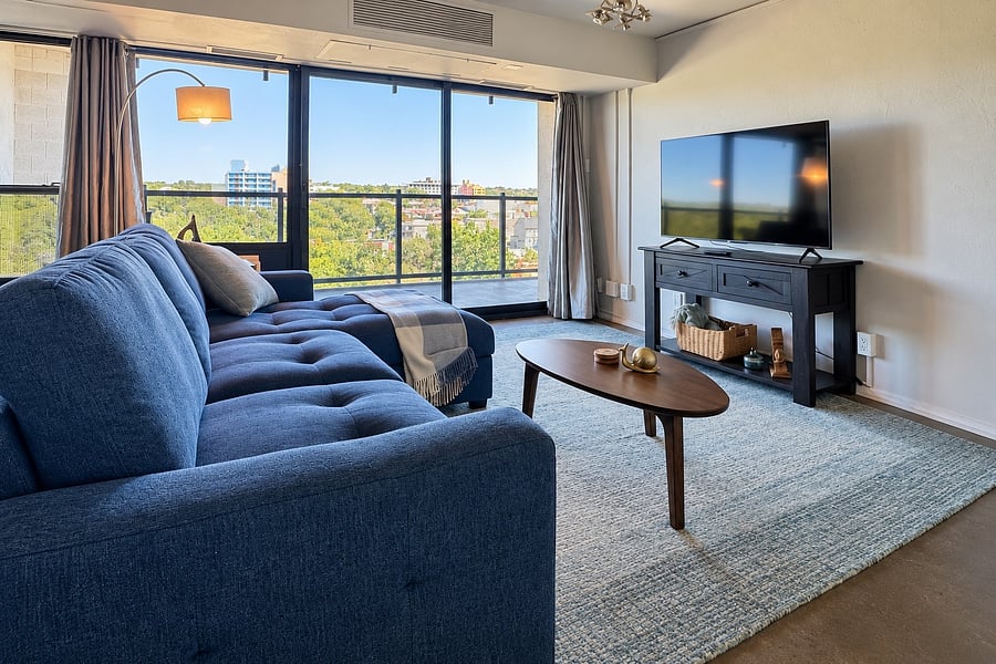 Furnished Finder property 1037152_1 photo 2