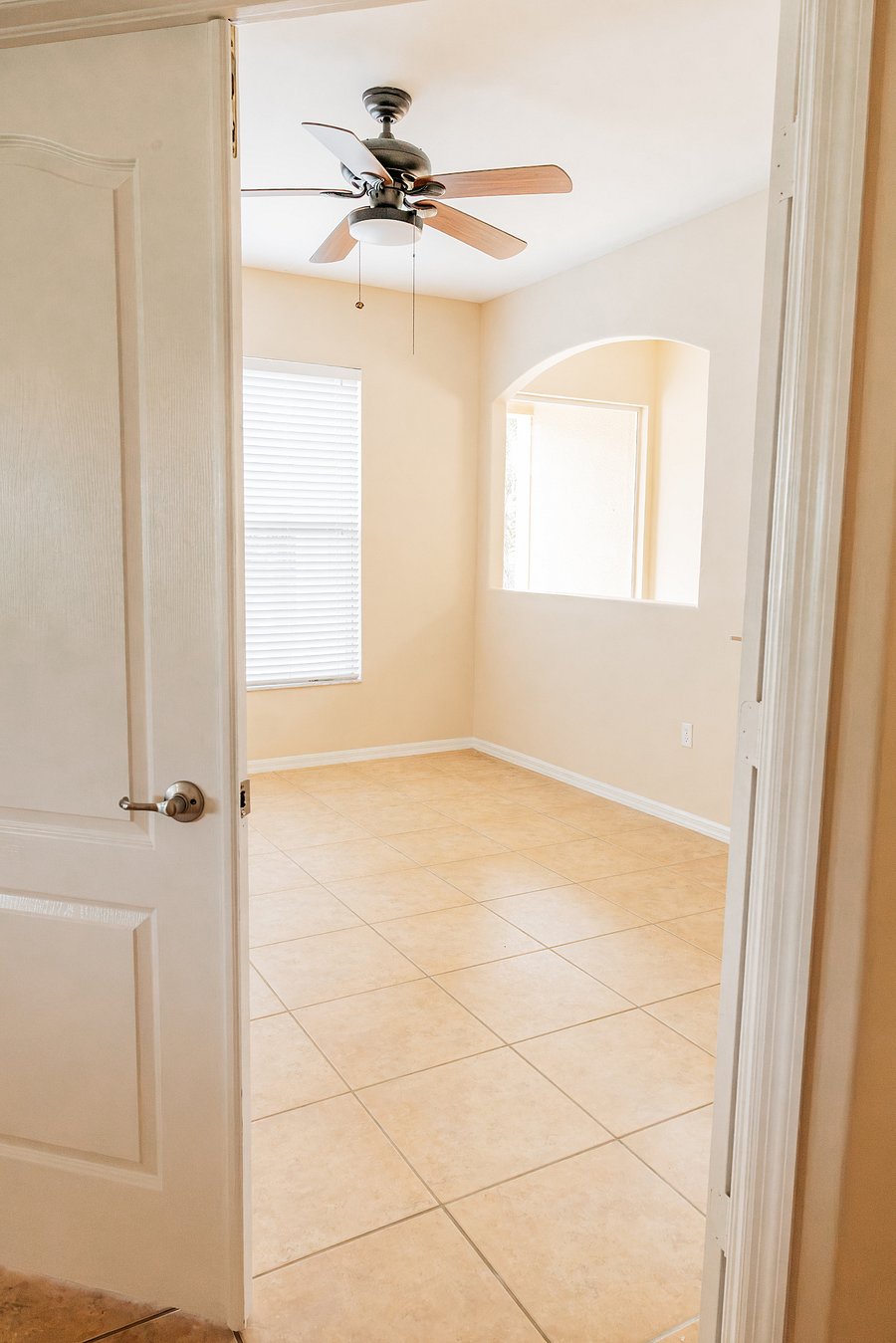 Furnished Finder property 1037154_1 photo 14