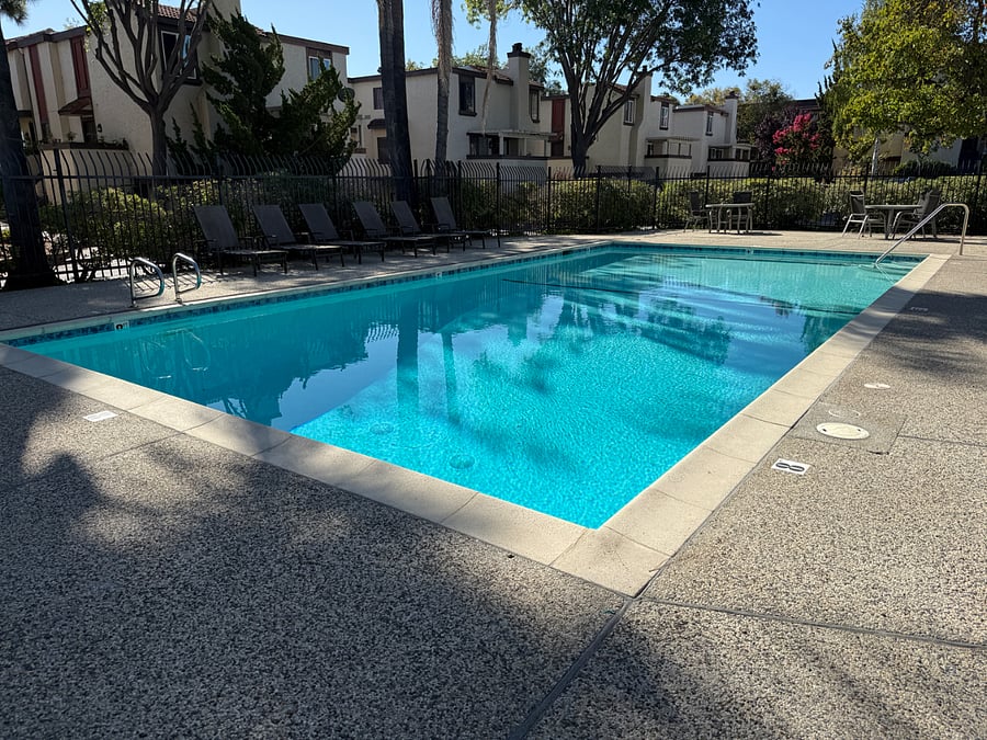 Furnished Finder property 1037161_1 photo 12