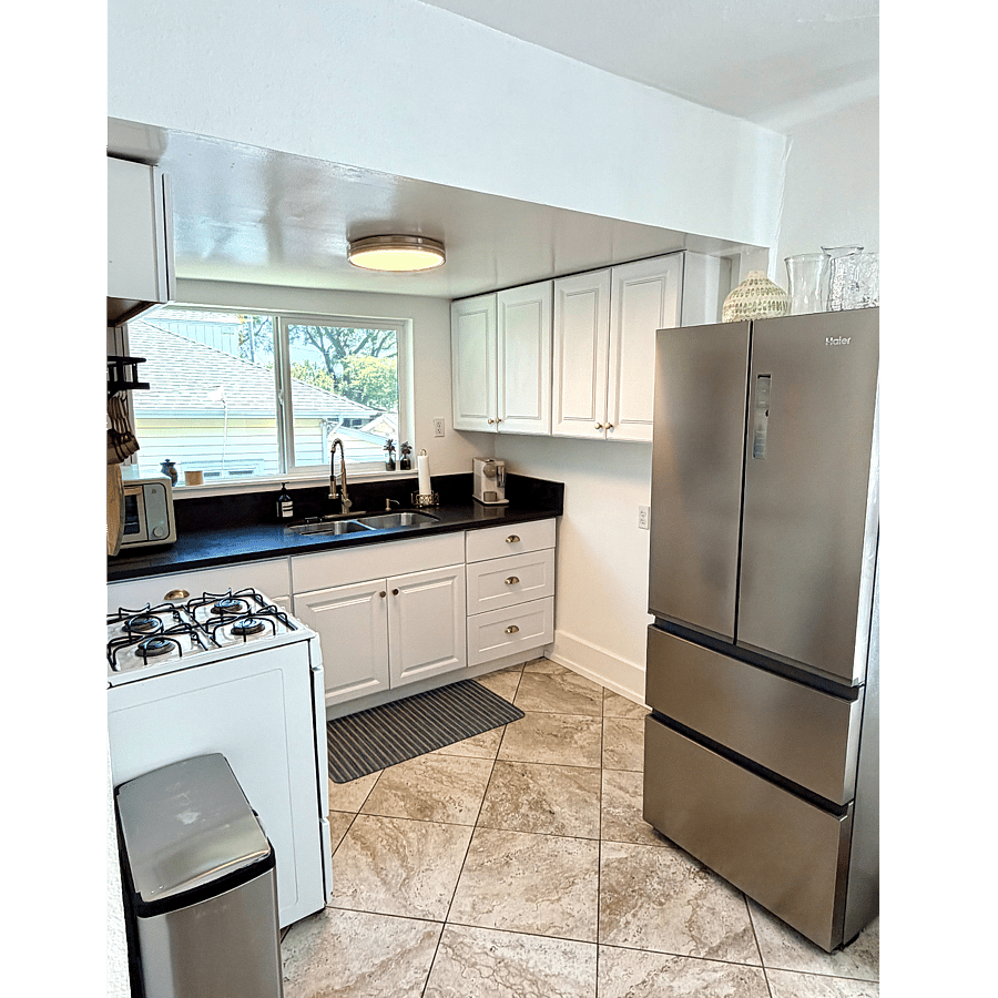 Furnished Finder property 1037185_1 photo 12