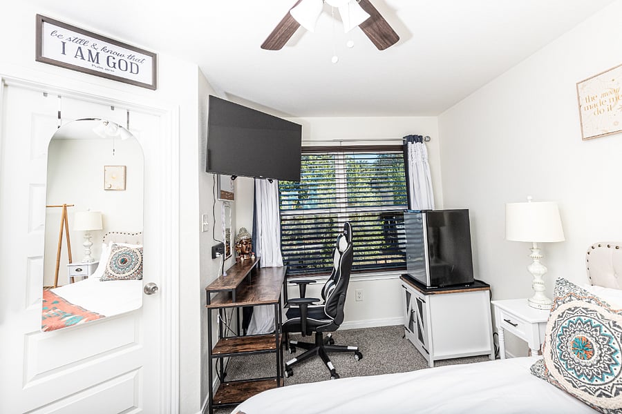 Furnished Finder property 1037194_1 photo 3