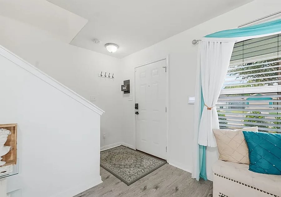 Furnished Finder property 1037194_1 photo 14