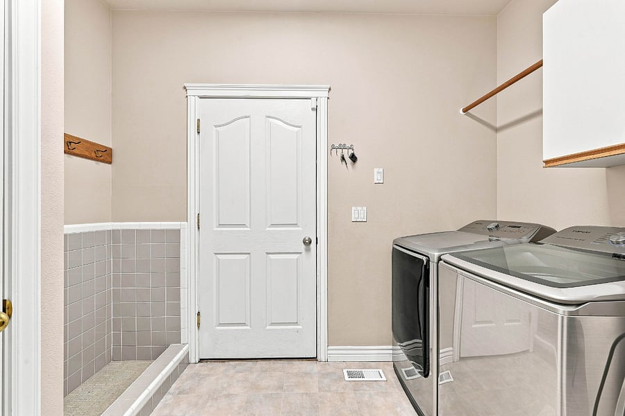 Furnished Finder property 1037212_1 photo 42