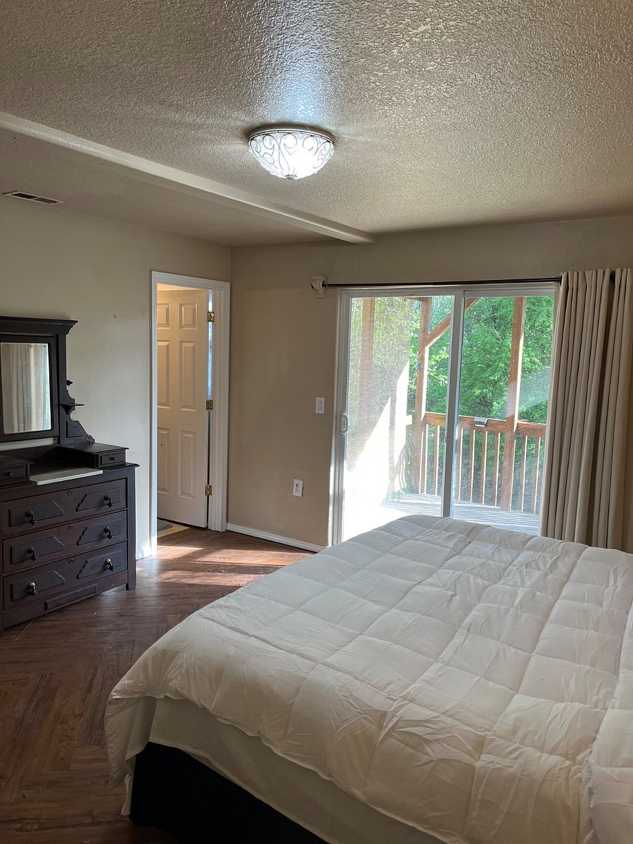 Furnished Finder property 1037221_1 photo 3