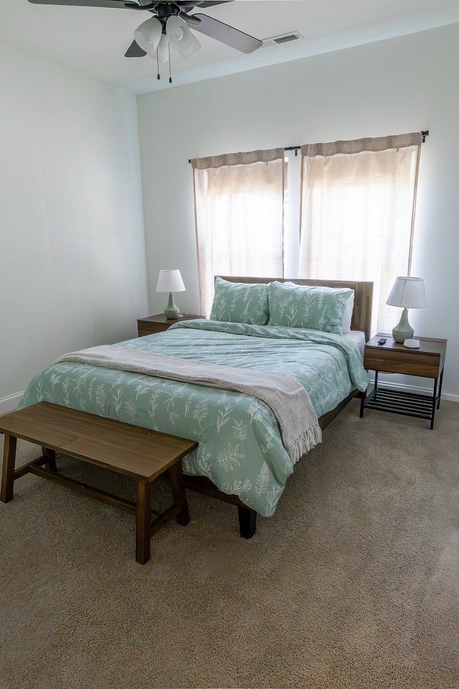 Furnished Finder property 1037230_1 photo 2