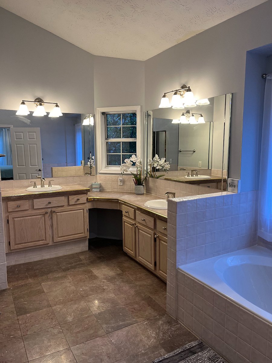 Furnished Finder property 1037242_1 photo 12