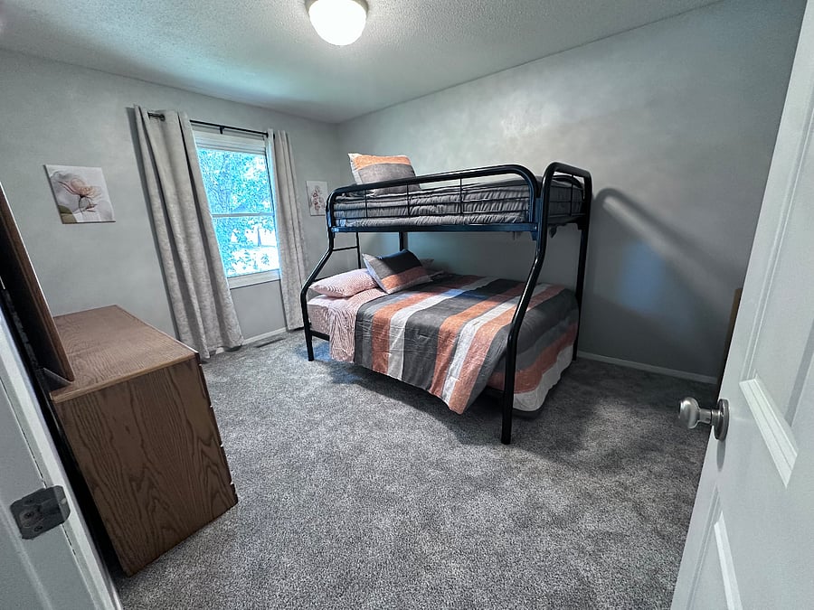 Furnished Finder property 1037268_1 photo 15