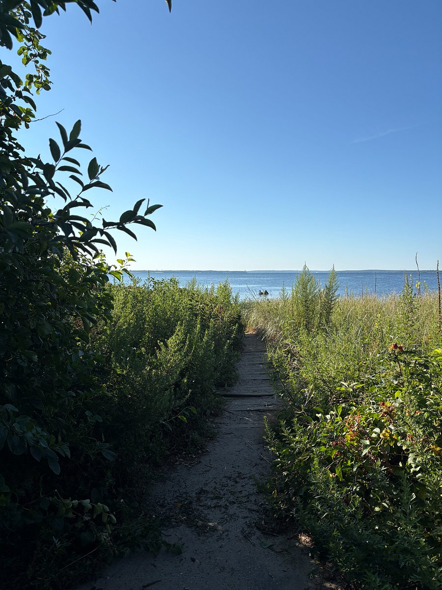 Conimicut point park