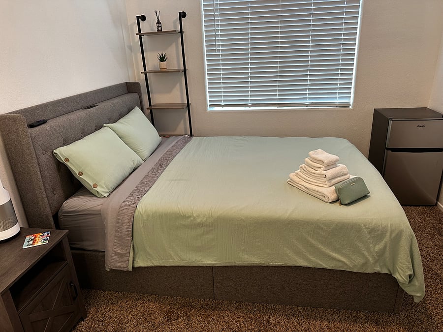 Furnished Finder property 1037298_1 photo 4