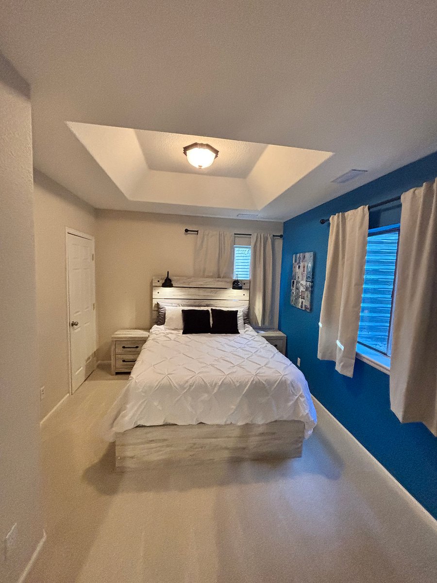 Furnished Finder property 1037305_1 photo 3