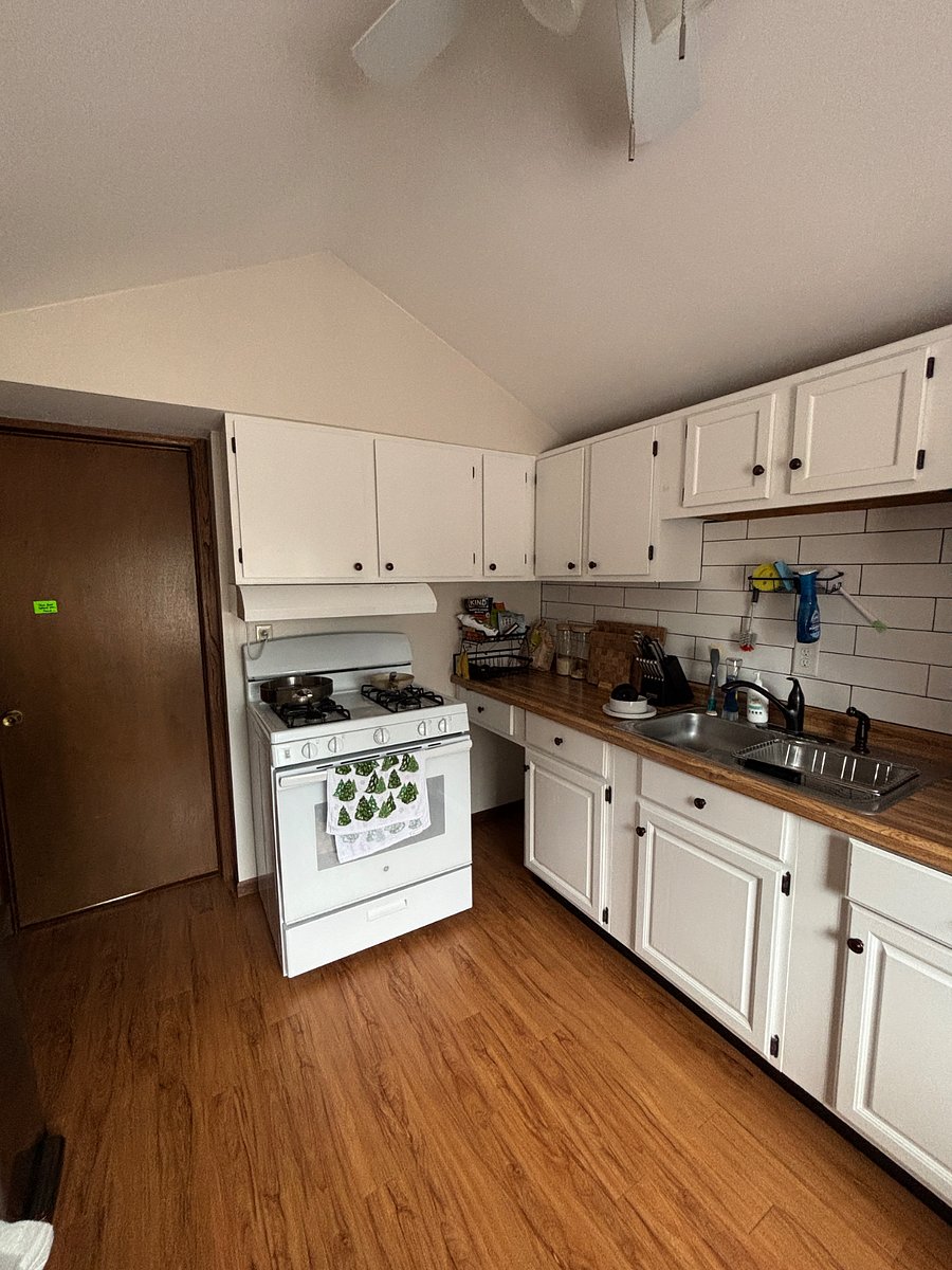 Furnished Finder property 1037310_1 photo 3