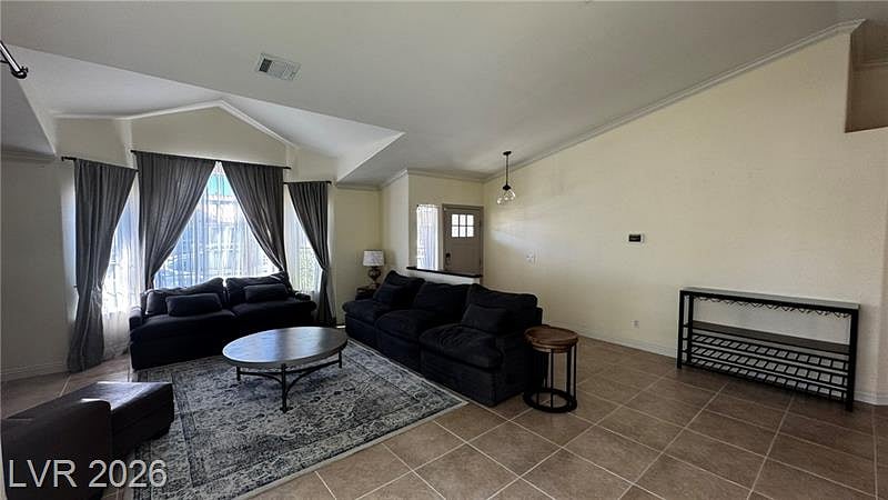 Furnished Finder property 1037319_1 photo 7