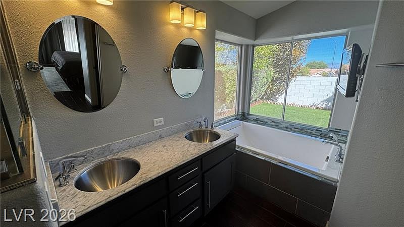Furnished Finder property 1037319_1 photo 30