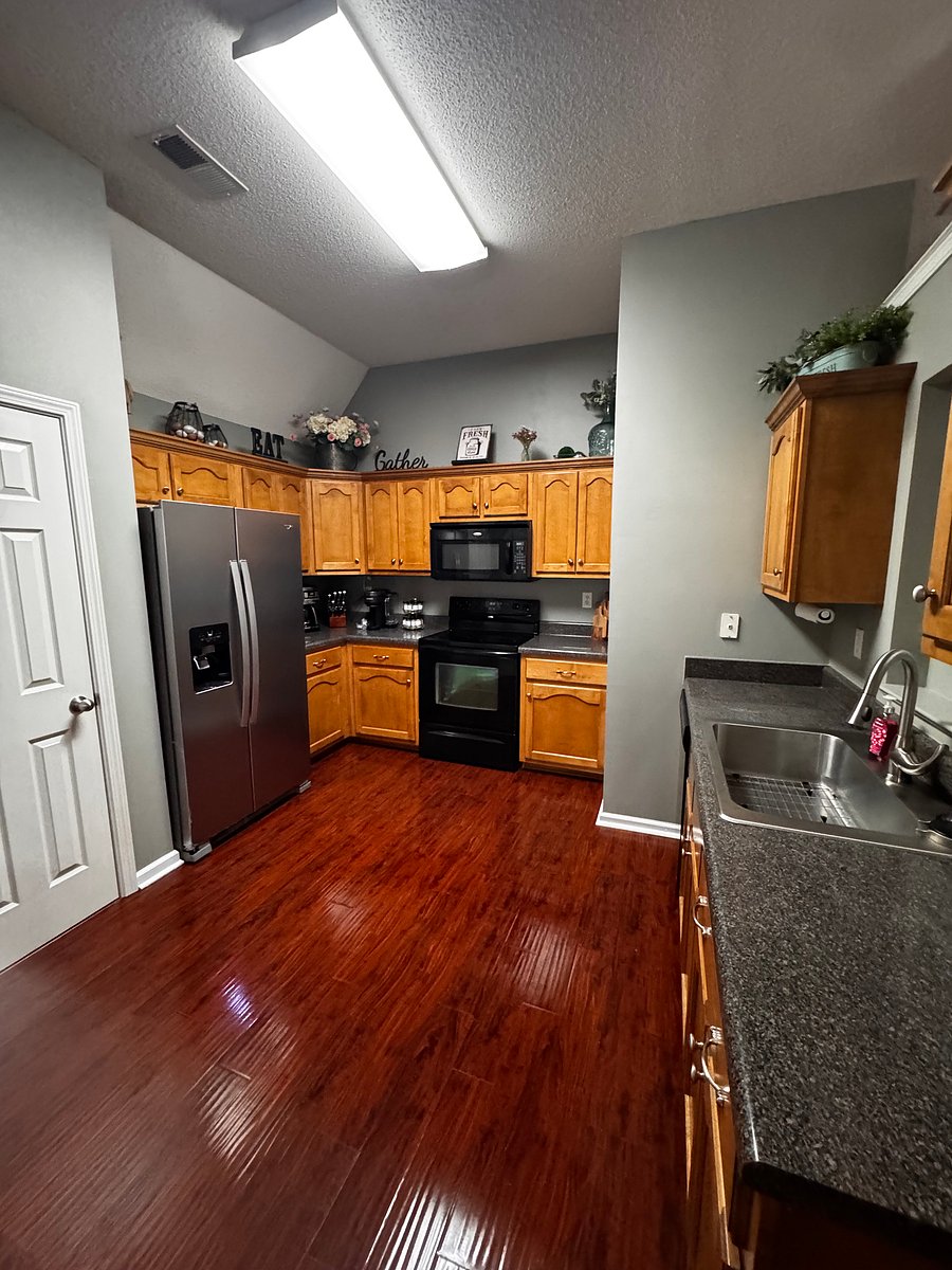Furnished Finder property 1037328_1 photo 4