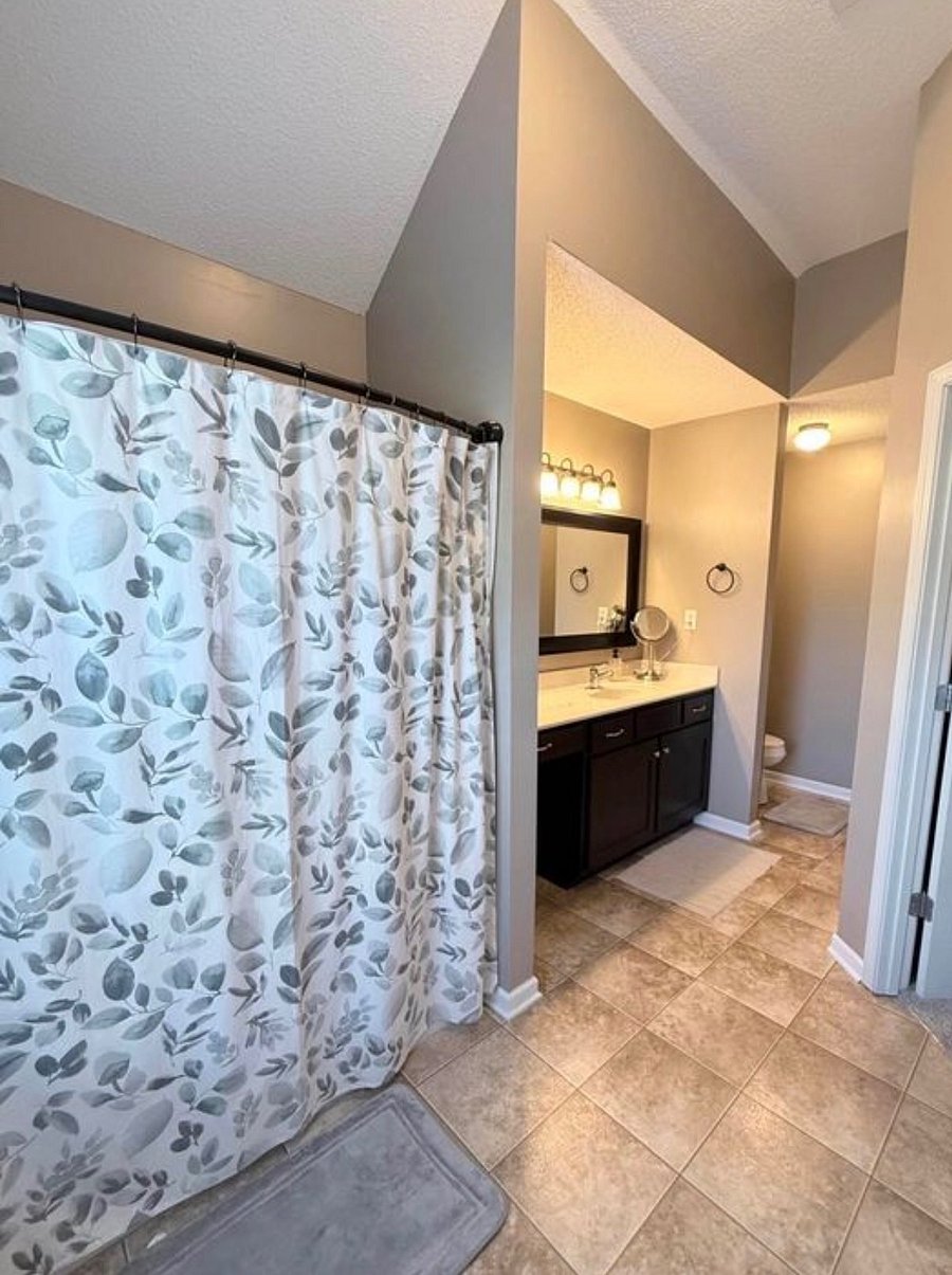 Furnished Finder property 1037328_1 photo 20