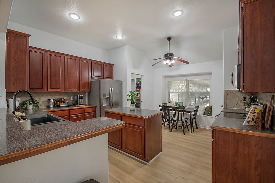 Furnished Finder property 1037336_1 photo 42